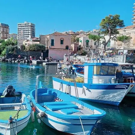 Casastazionepicanello * Catania